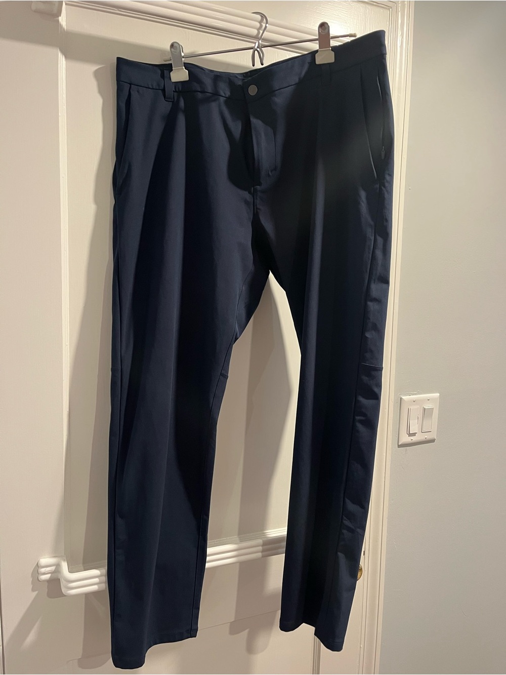 lululemon athletica Men's Navy ABC Pants - Sleek Straight Leg